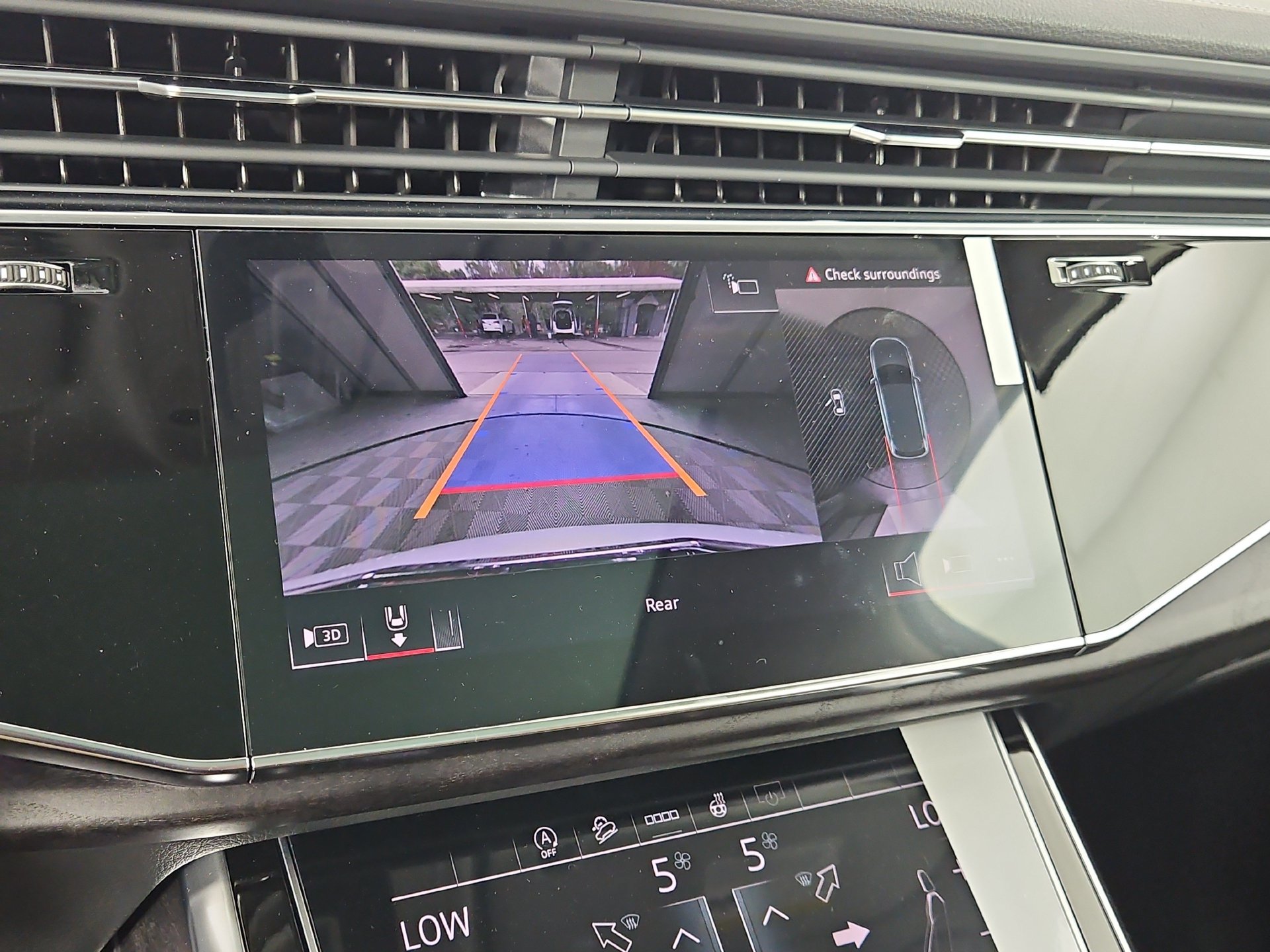 New 2026 Audi Q7 3.0T Premium Plus AWD/4WD image 32