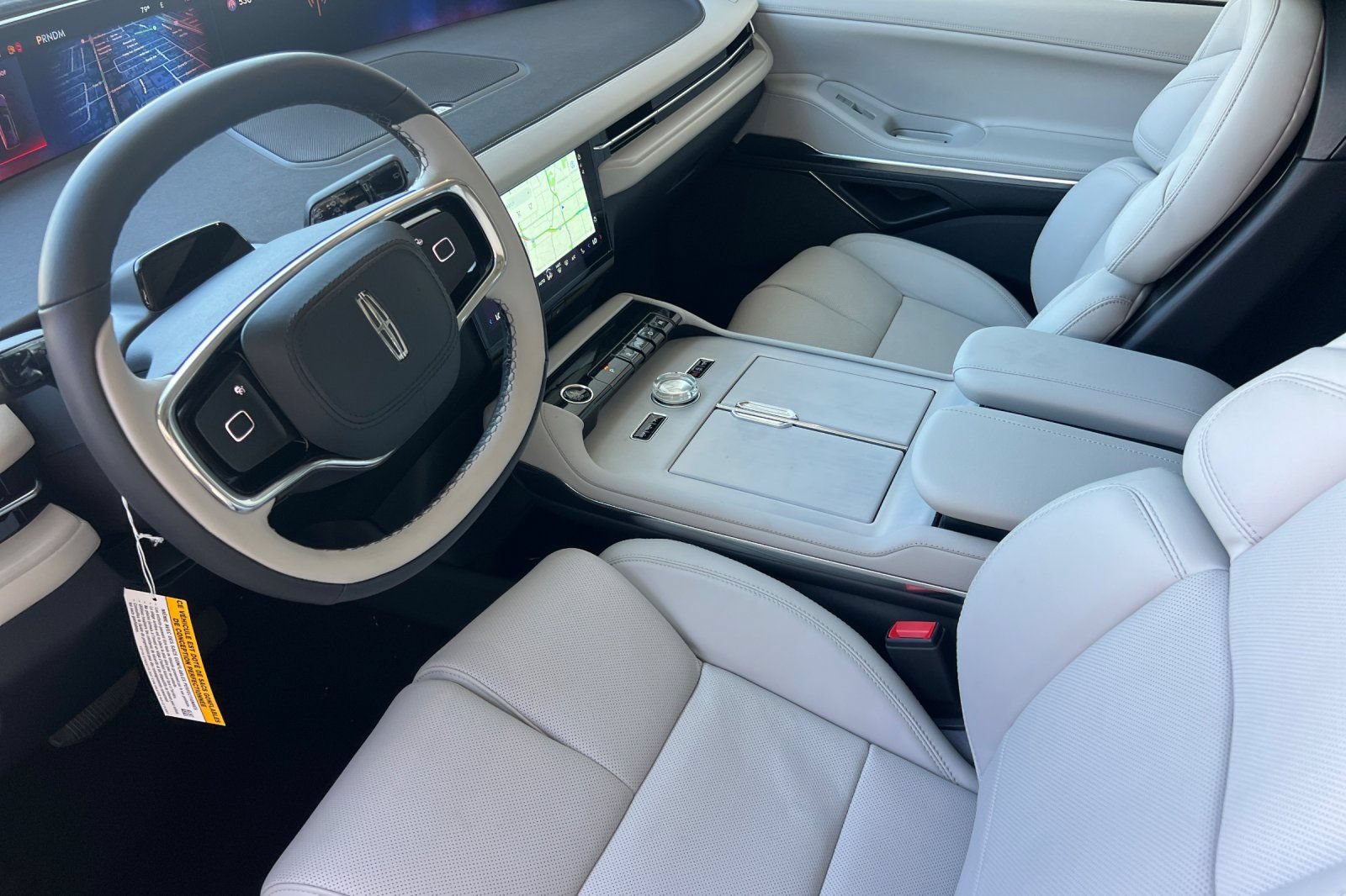 New 2026 Lincoln Navigator L Reserve AWD/4WD image 7