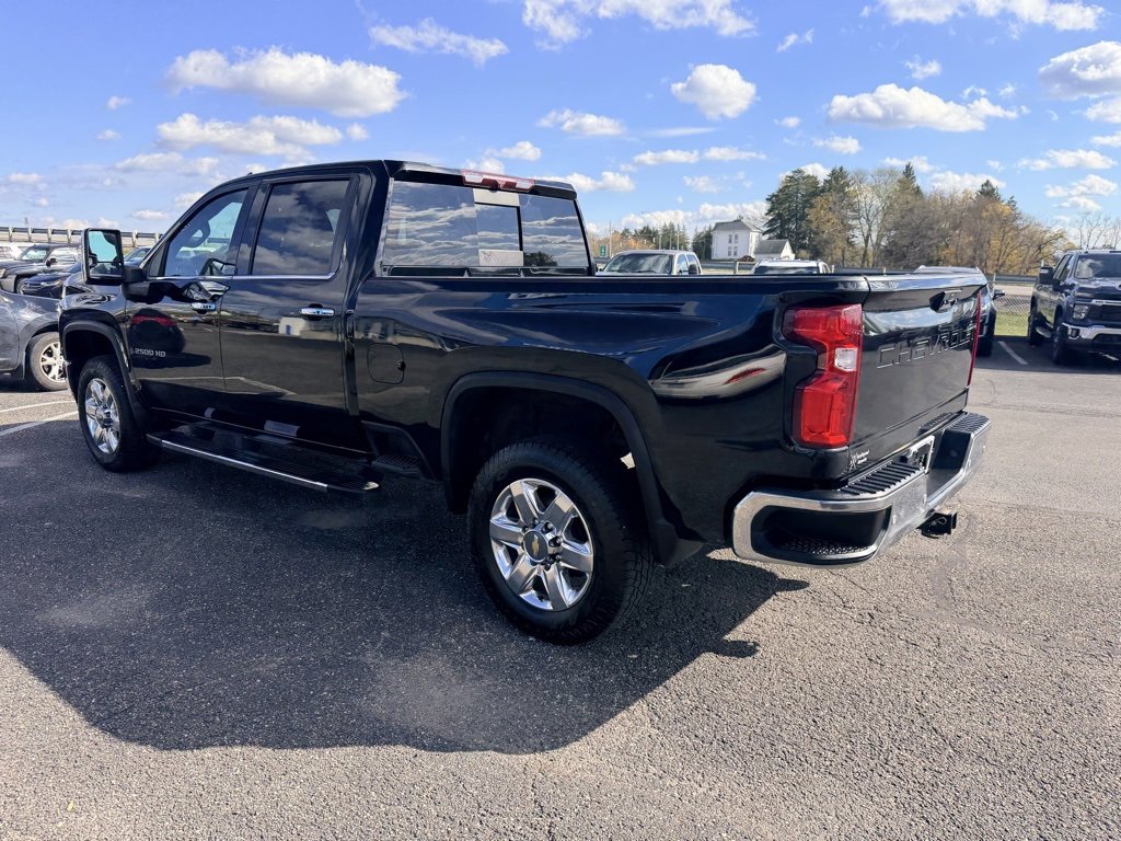 Used 2022 Chevrolet Silverado 2500 LTZ image 4