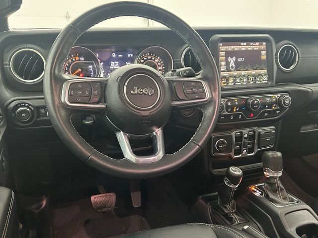 Used 2022 Jeep Wrangler Unlimited Sahara w/ Cold Weather Group image 28