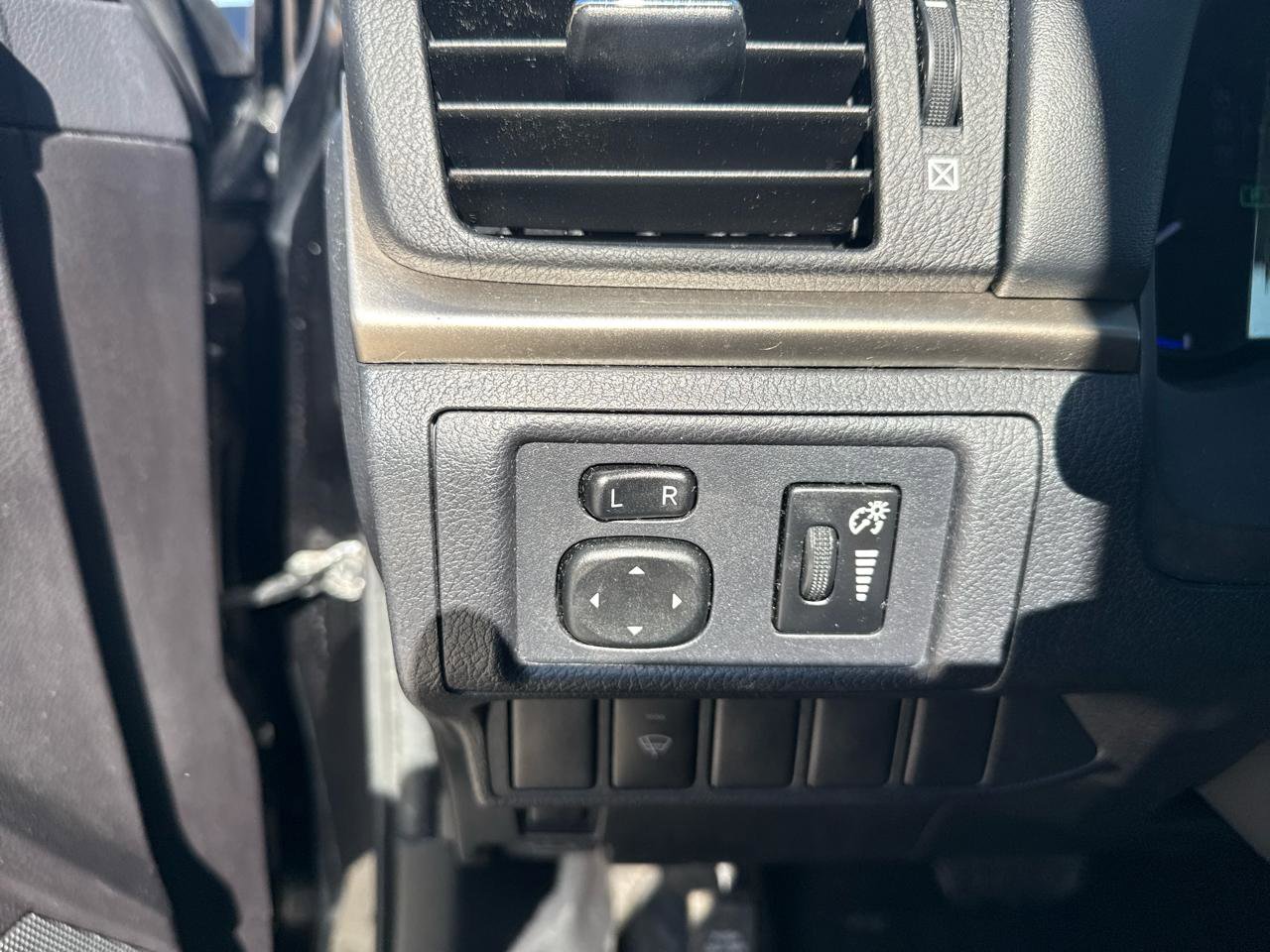 Used 2016 Lexus CT 200h w/ Accessory Package 2 image 25