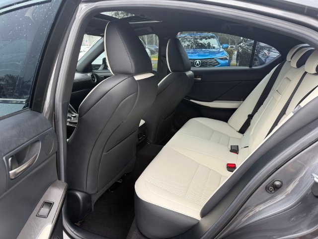 Used 2021 Lexus IS 350 F Sport RWD image 13
