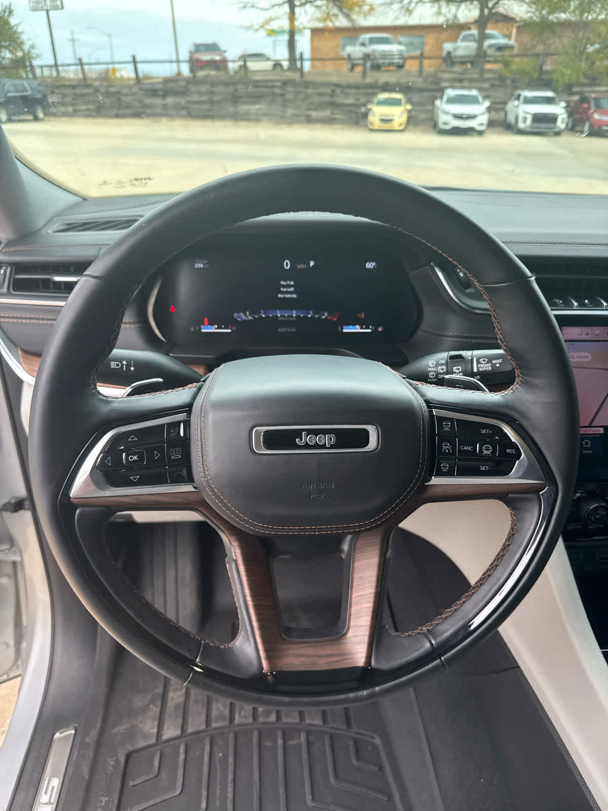 Used 2022 Jeep Grand Cherokee Summit w/ Adv Protech Group IV image 18