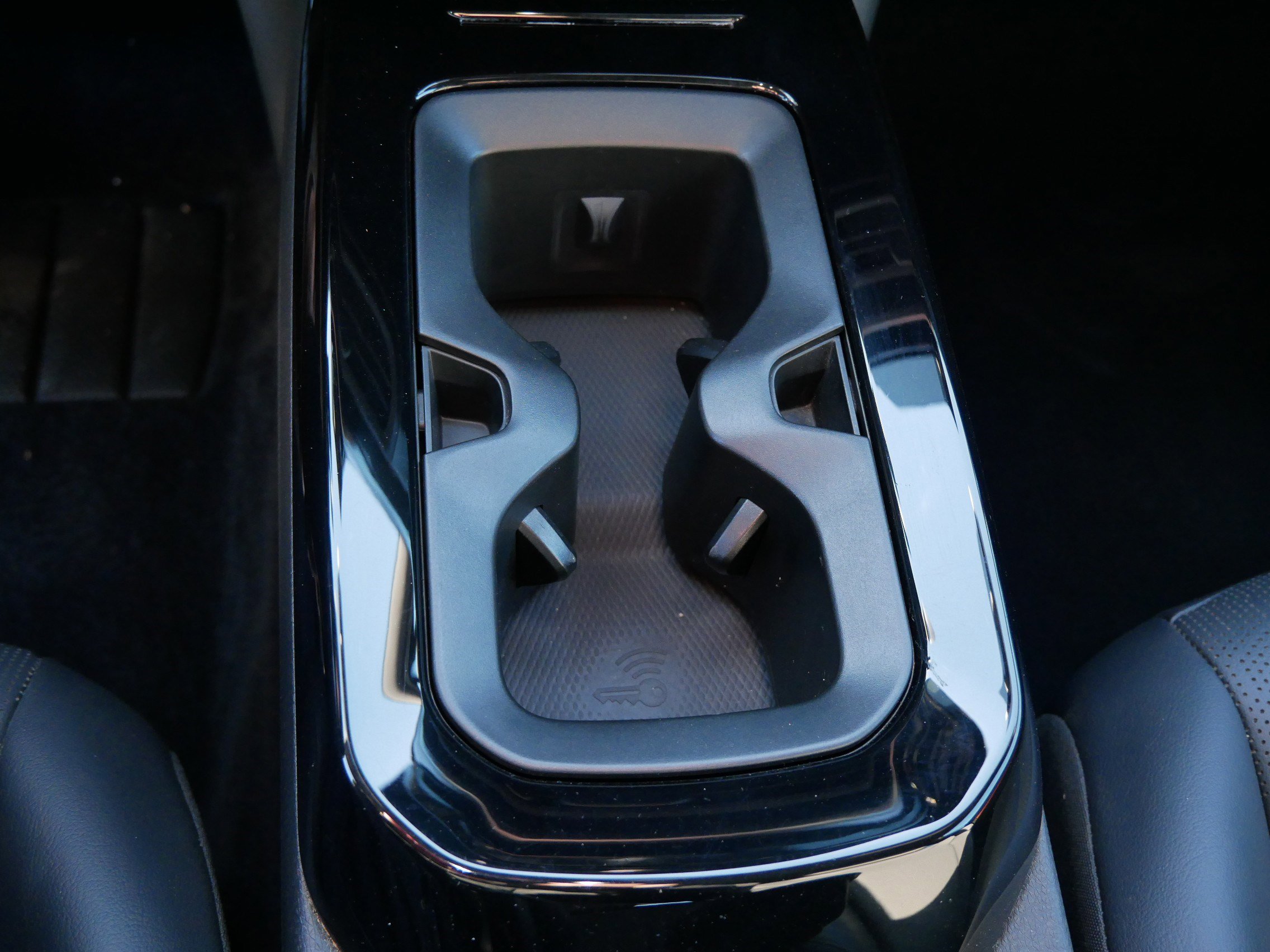 Used 2021 Volkswagen ID.4 Pro S image 32