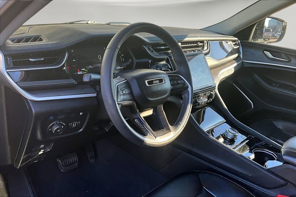 Used 2023 Jeep Grand Cherokee 4WD 4xe image 17