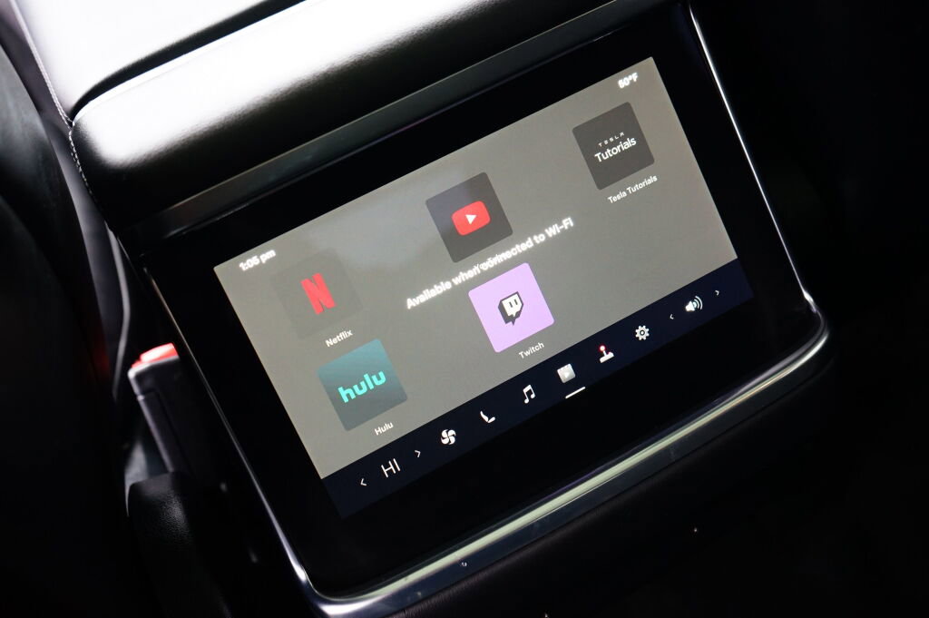 Used 2021 Tesla Model S Plaid image 10