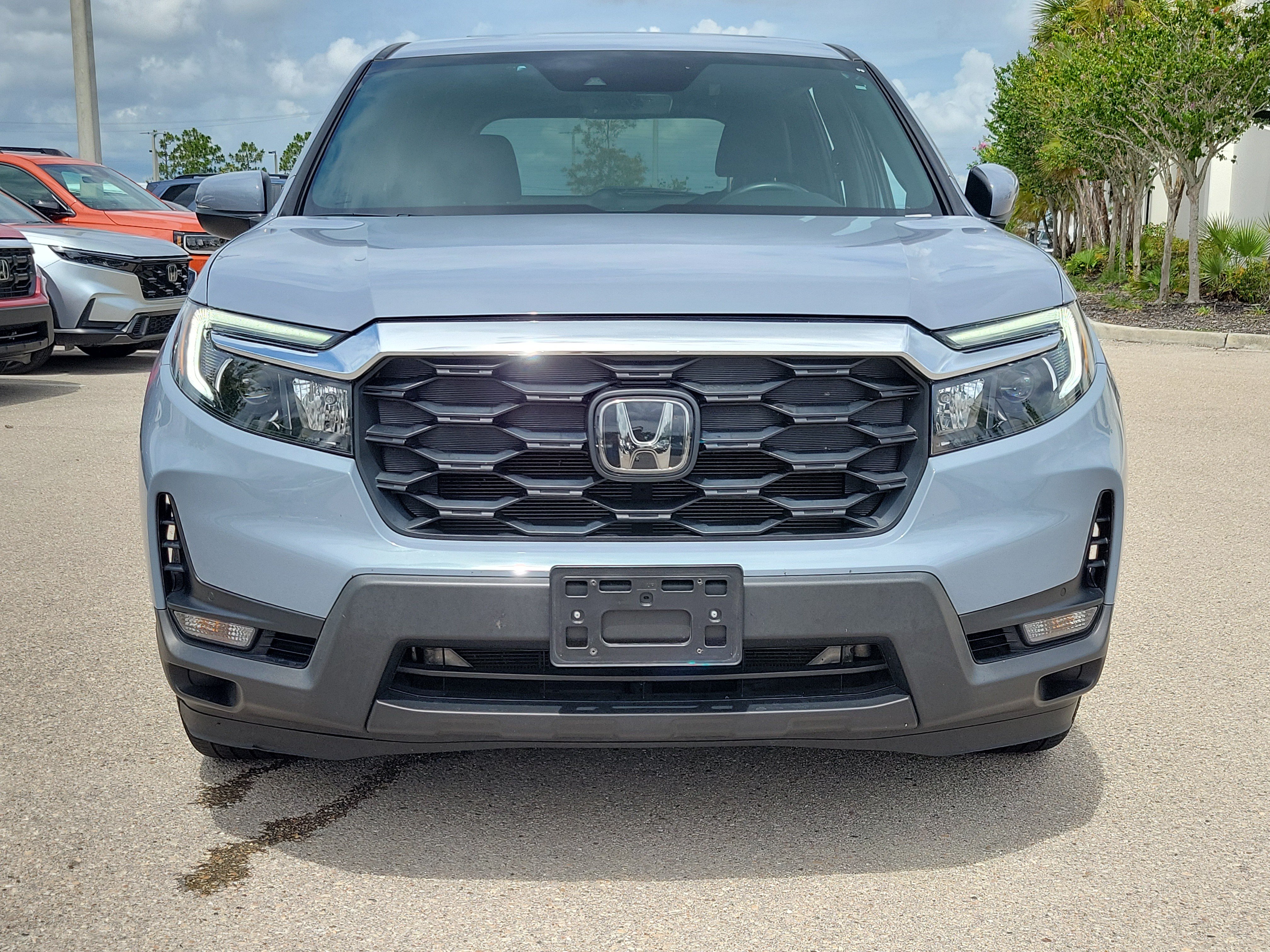Used 2023 Honda Passport EX-L image 2