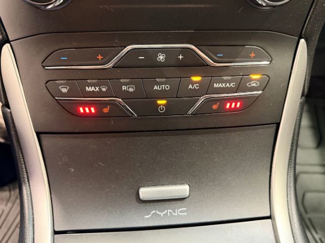 Used 2015 Ford Edge SEL w/ Equipment Group 201A AWD/4WD image 30