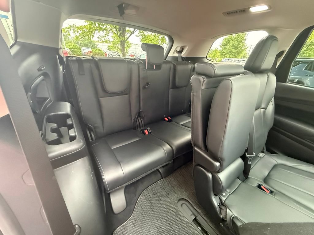Used 2022 Subaru Ascent Limited w/ Technology Package AWD/4WD image 28