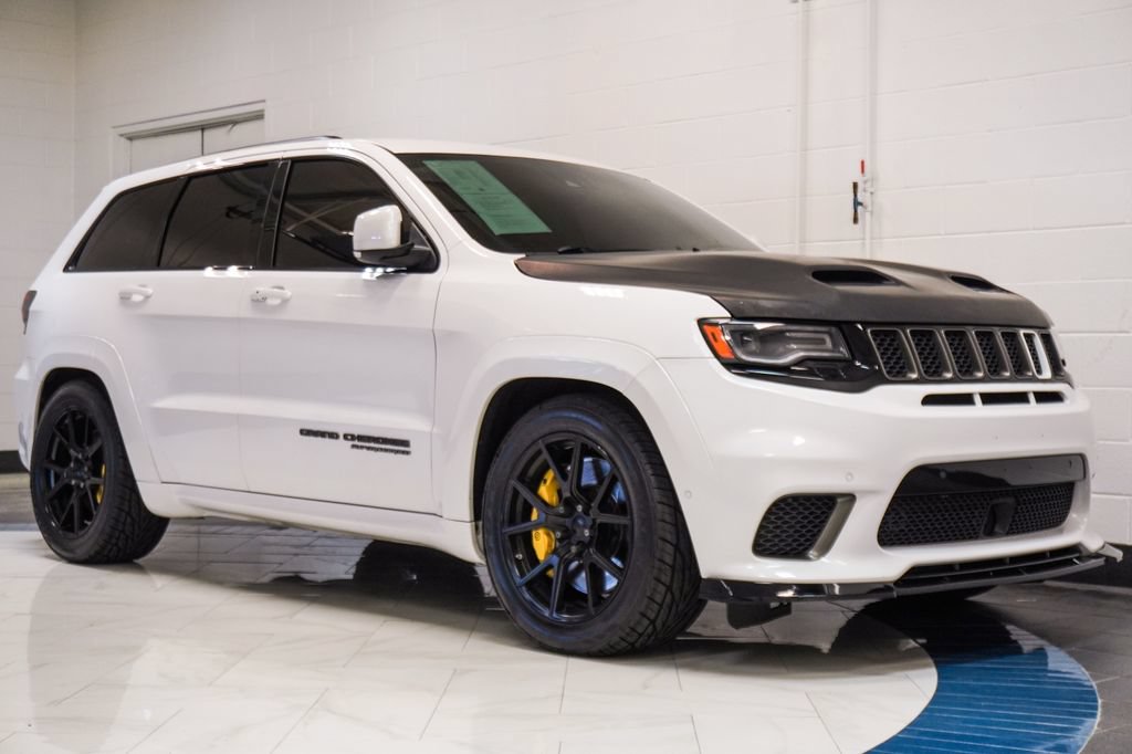 Used 2018 Jeep Grand Cherokee Trackhawk AWD/4WD image 5