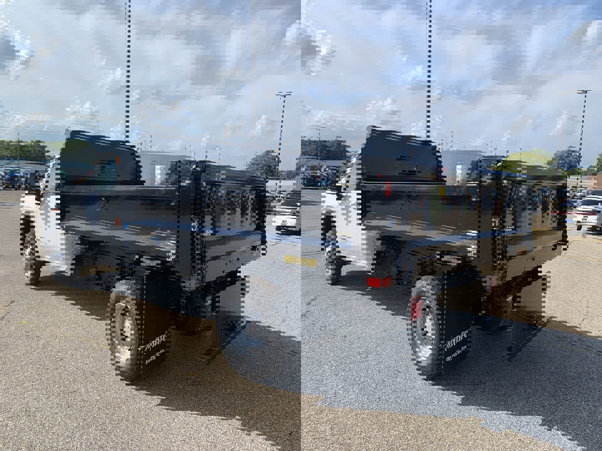 New 2025 GMC Sierra 3500 Pro w/ Convenience Package image 38