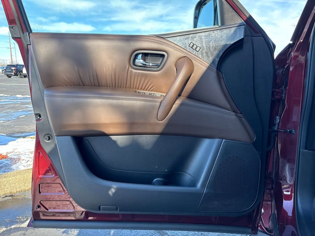 Used 2022 Nissan Armada Platinum w/ Captain's Chairs Package image 11