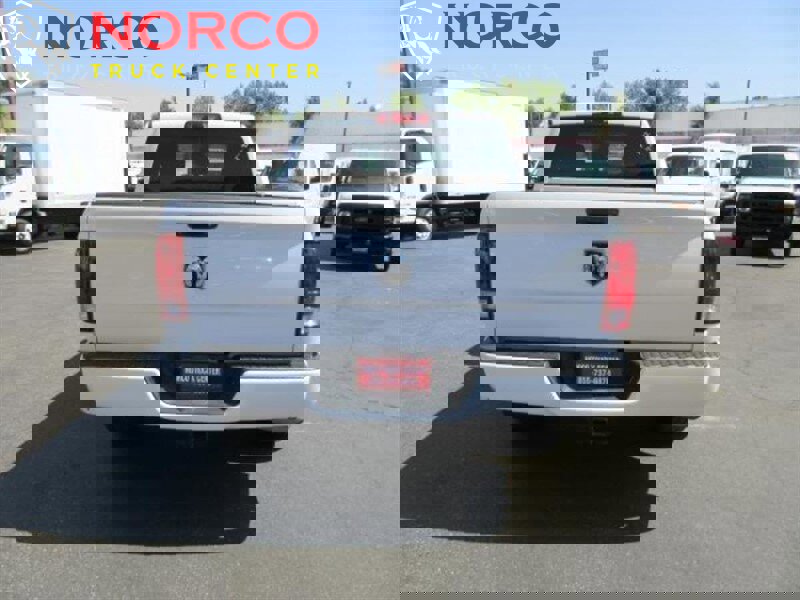 Used 2015 RAM 1500 Express image 8