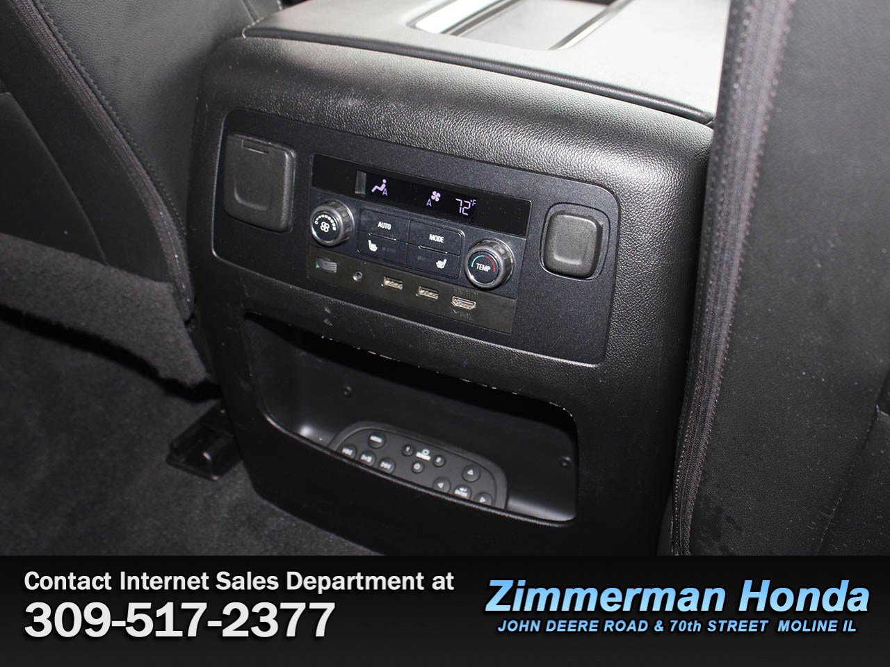 Used 2020 GMC Yukon XL SLT w/ Open Road Package AWD/4WD image 12