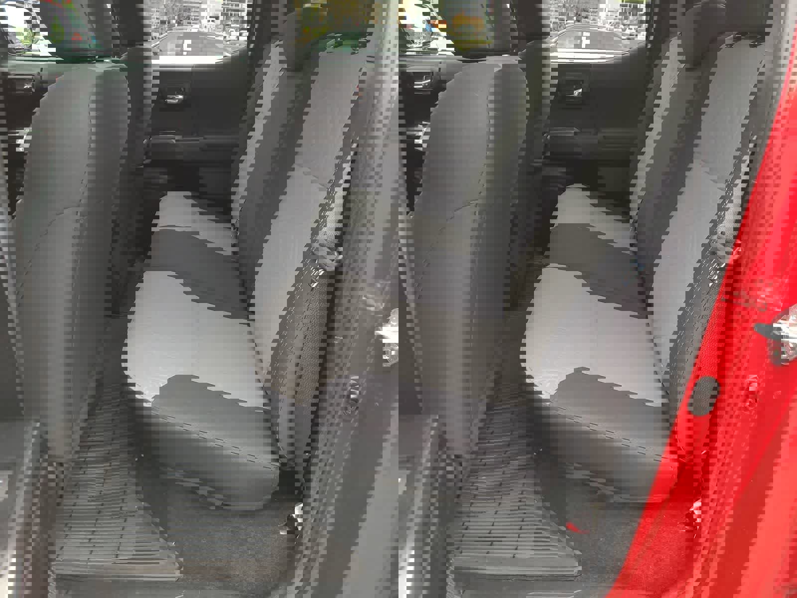 Used 2022 Toyota Tacoma TRD Off-Road w/ Technology Package image 21