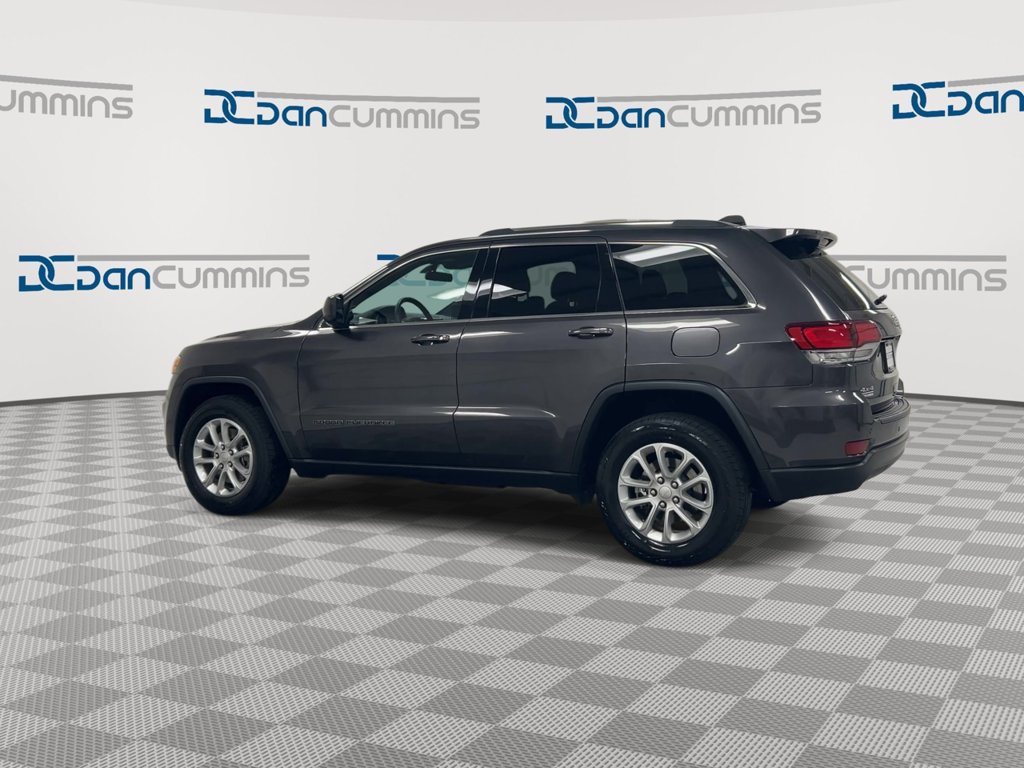 Used 2021 Jeep Grand Cherokee Laredo w/ Security & Convenience Group AWD/4WD image 6