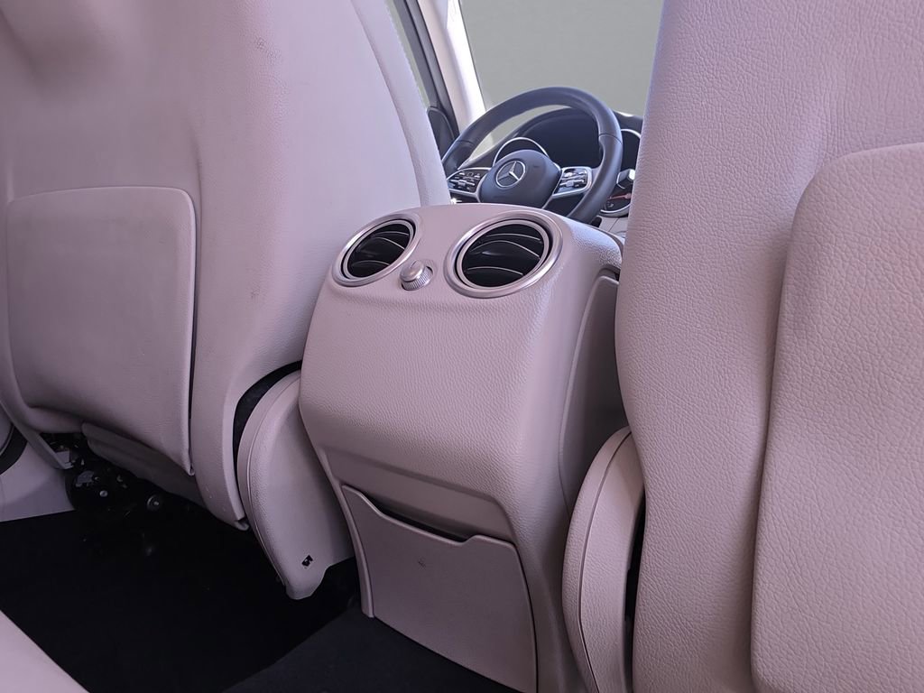 Used 2022 Mercedes-Benz GLC 300 image 11