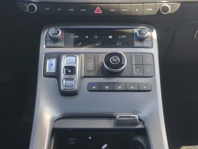 Used 2023 Hyundai Palisade Calligraphy image 18