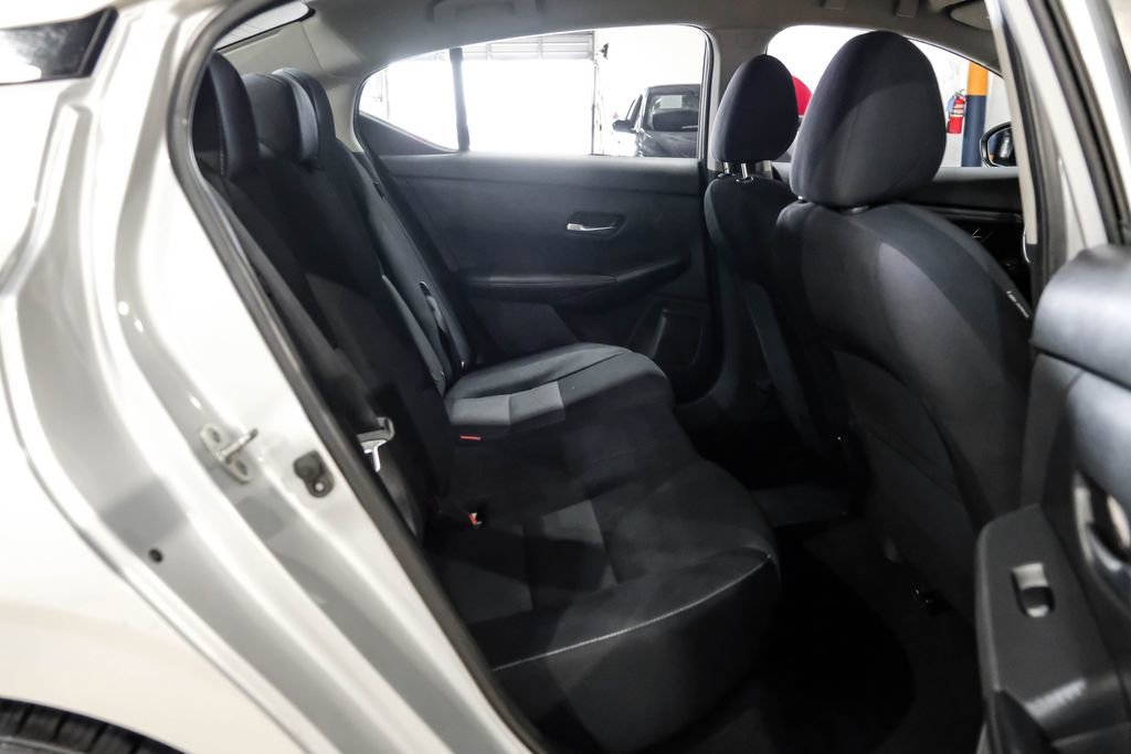 Used 2021 Nissan Sentra SV FWD image 35