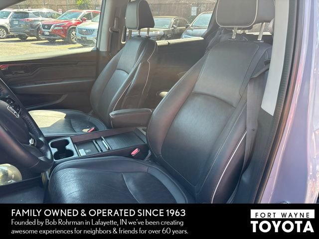 Used 2023 Honda Odyssey Elite image 9
