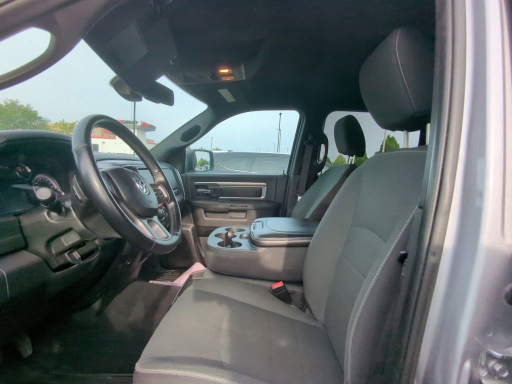 Used 2021 RAM 1500 Classic Warlock AWD/4WD image 6