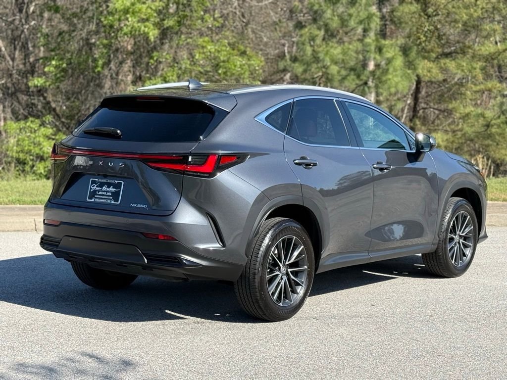 Used 2024 Lexus NX 250 FWD image 13