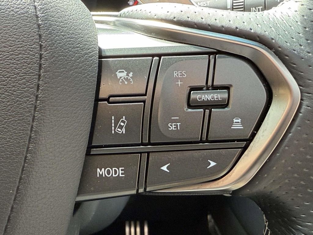 Used 2024 Lexus LX 600 F Sport image 23