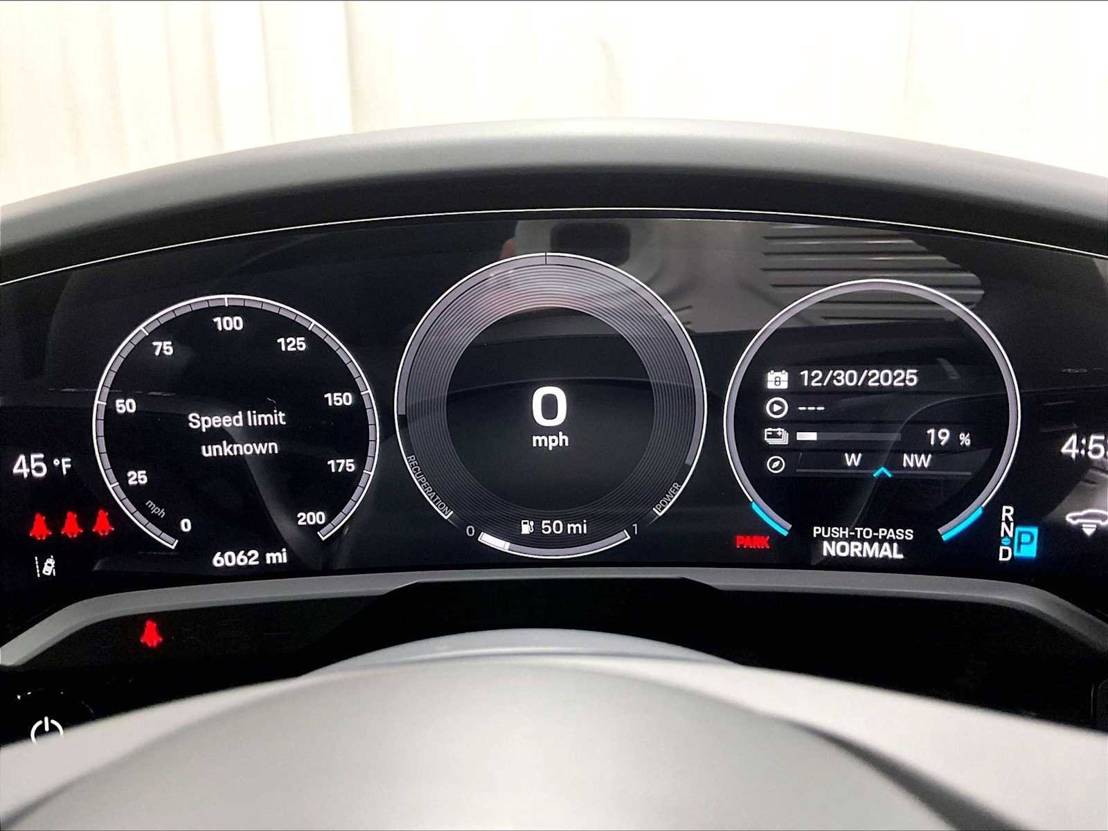 Used 2025 Porsche Taycan 4S image 24