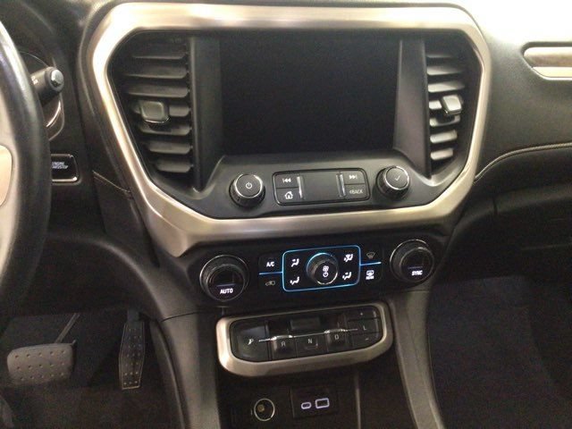 Used 2020 GMC Acadia Denali w/ Denali Ultimate Package AWD/4WD image 24