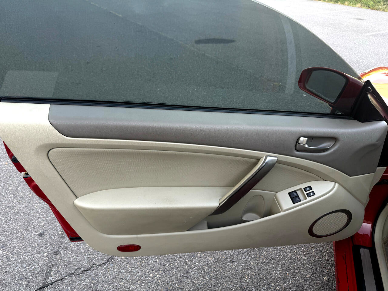 Used 2004 INFINITI G35 2dr Cpe Auto w/ Premium Pkg image 13