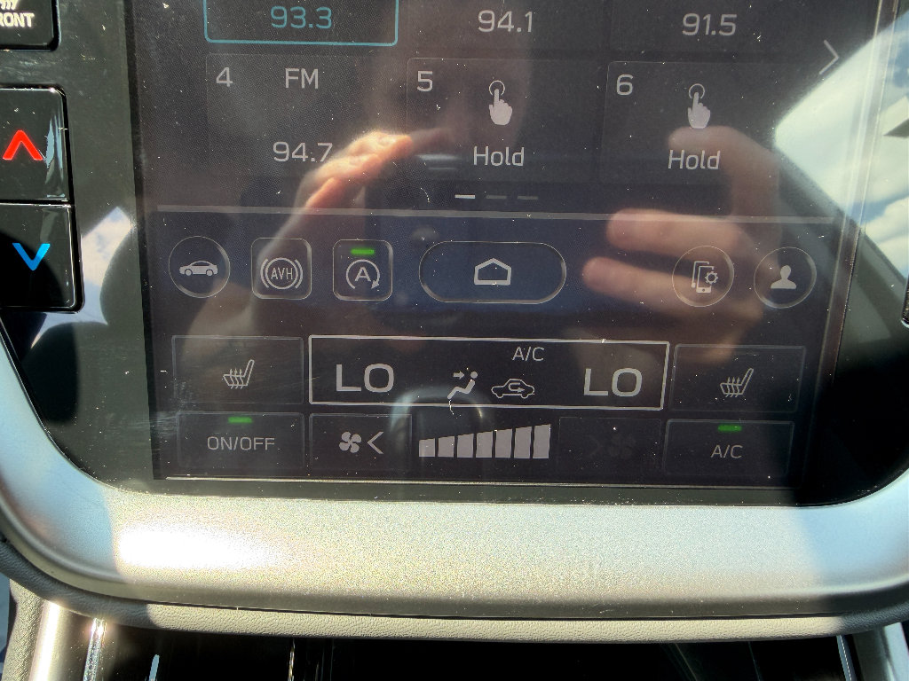 Used 2025 Subaru Outback Onyx Edition AWD/4WD image 27