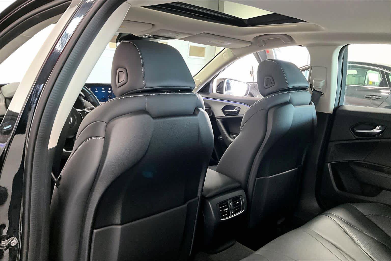 Used 2023 Acura TLX w/ Technology Package FWD image 11