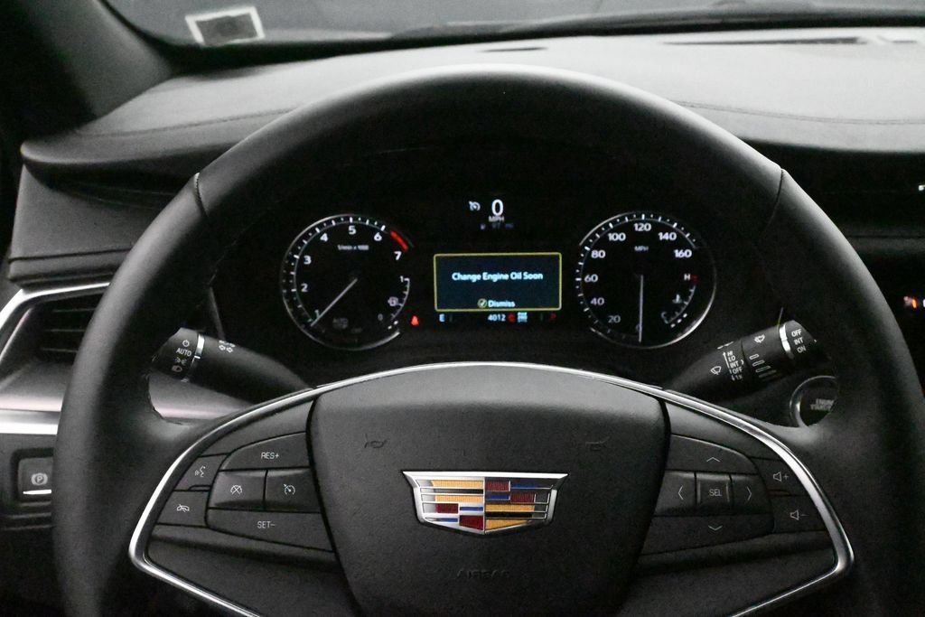 Used 2025 Cadillac XT5 Luxury AWD/4WD image 9