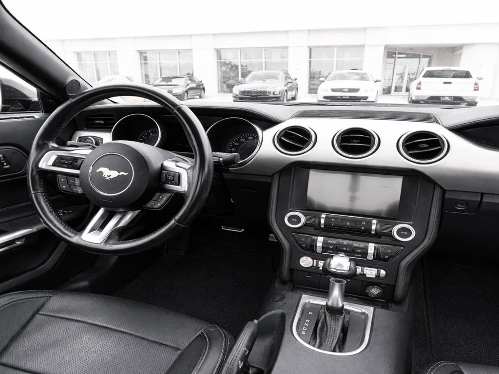 Used 2018 Ford Mustang Premium RWD image 15