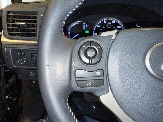 Used 2016 Lexus CT 200h FWD image 19