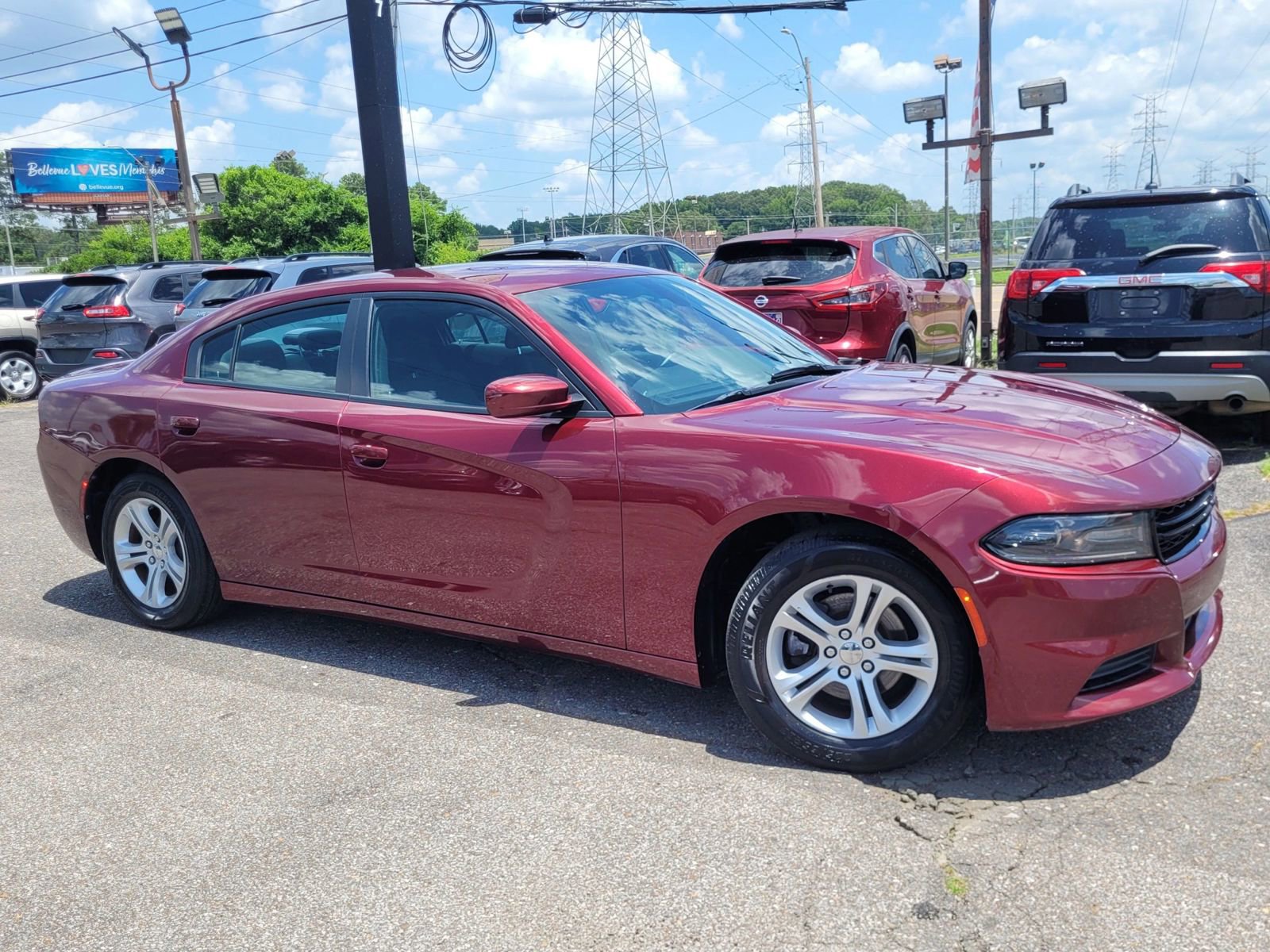 Used 2019 Dodge Charger SXT RWD image 2