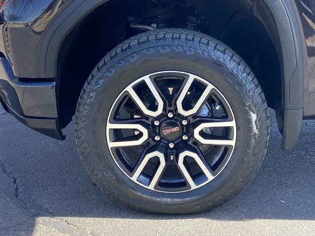 Used 2026 GMC Sierra 1500 AT4 w/ Technology Package AWD/4WD image 29