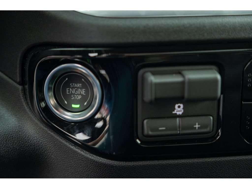 New 2026 GMC Sierra 2500 SLE w/ SLE Value Package; AWD/4WD image 28
