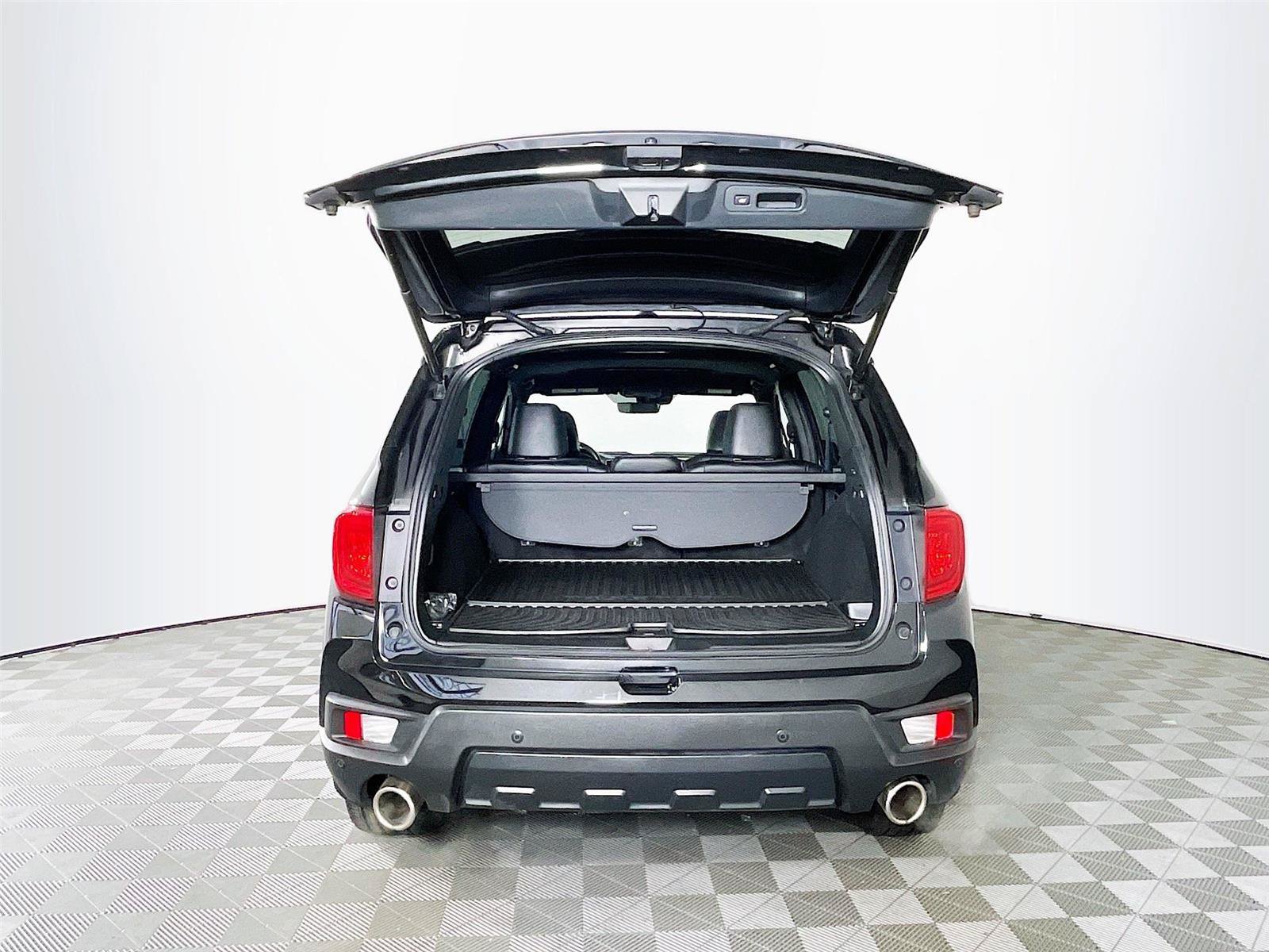 Used 2023 Honda Passport EX-L image 30