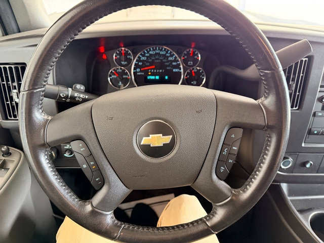 Used 2021 Chevrolet Express 2500 LS w/ Driver Convenience Package RWD image 17