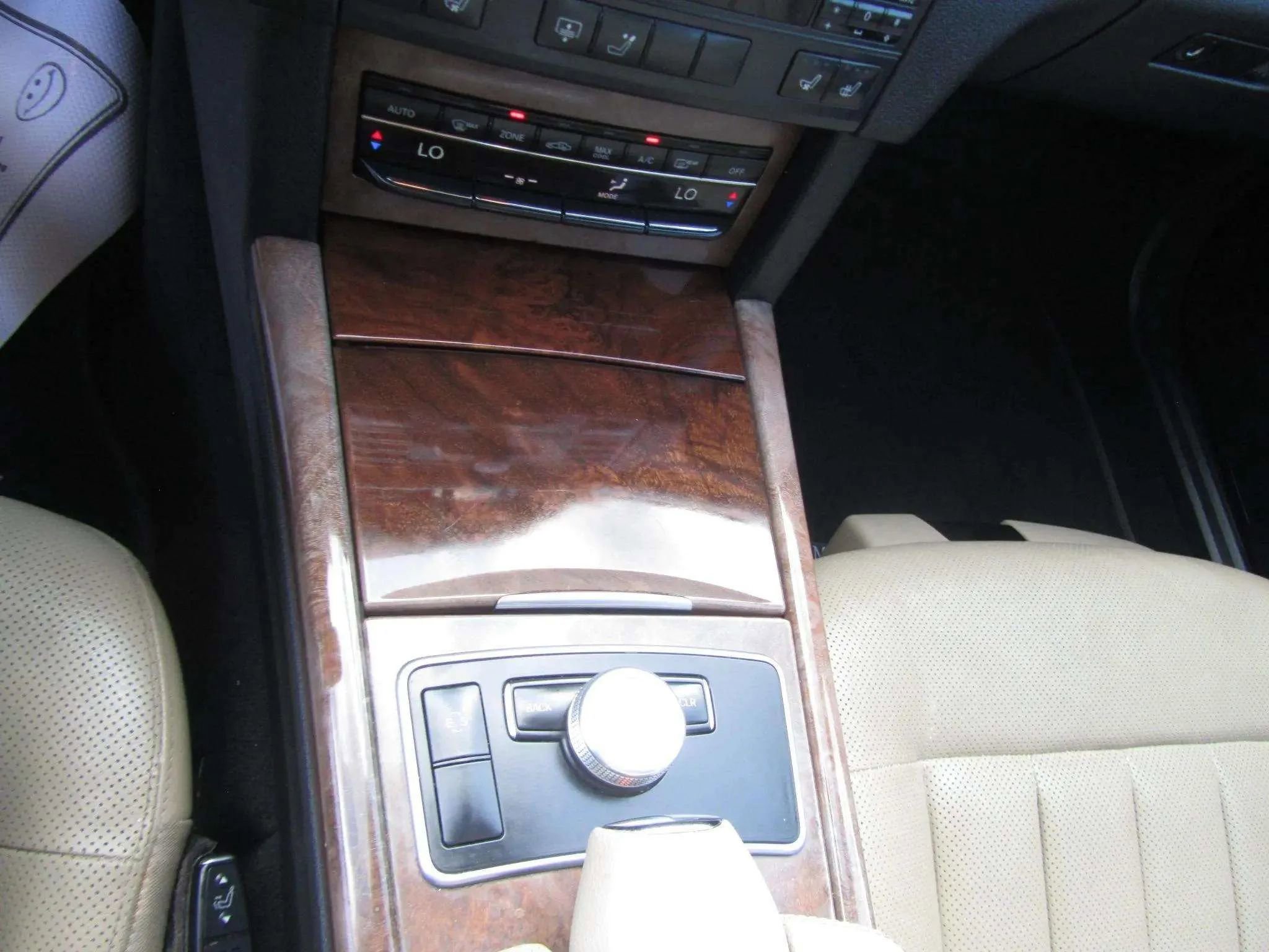 Used 2012 Mercedes-Benz E 350 BlueTEC Sedan image 13