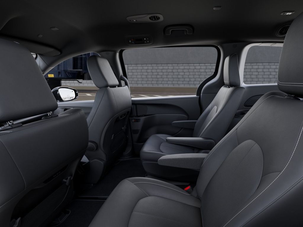 New 2027 Chrysler Pacifica Select AWD/4WD image 24
