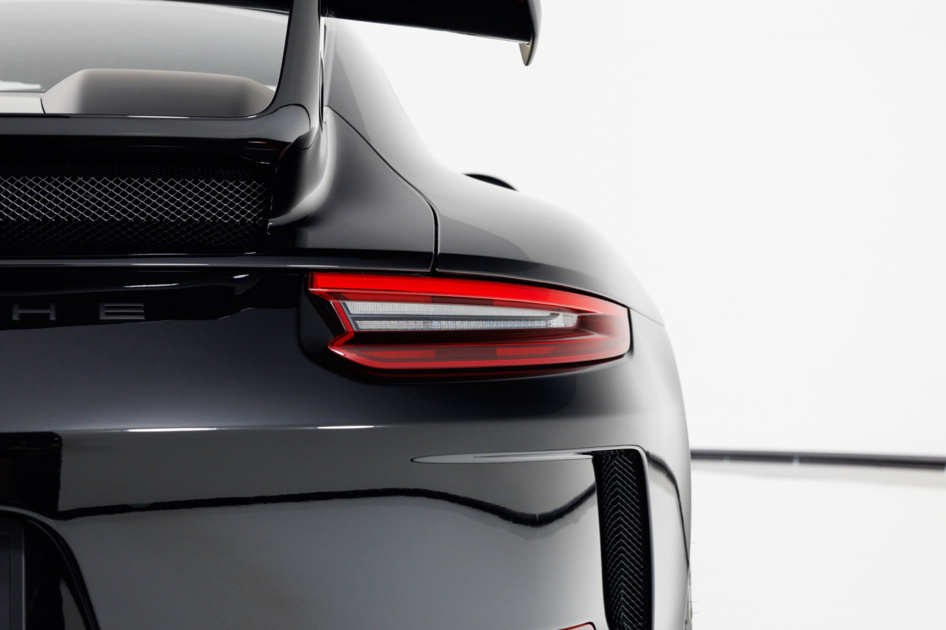 Used 2018 Porsche 911 GT3 RWD image 68