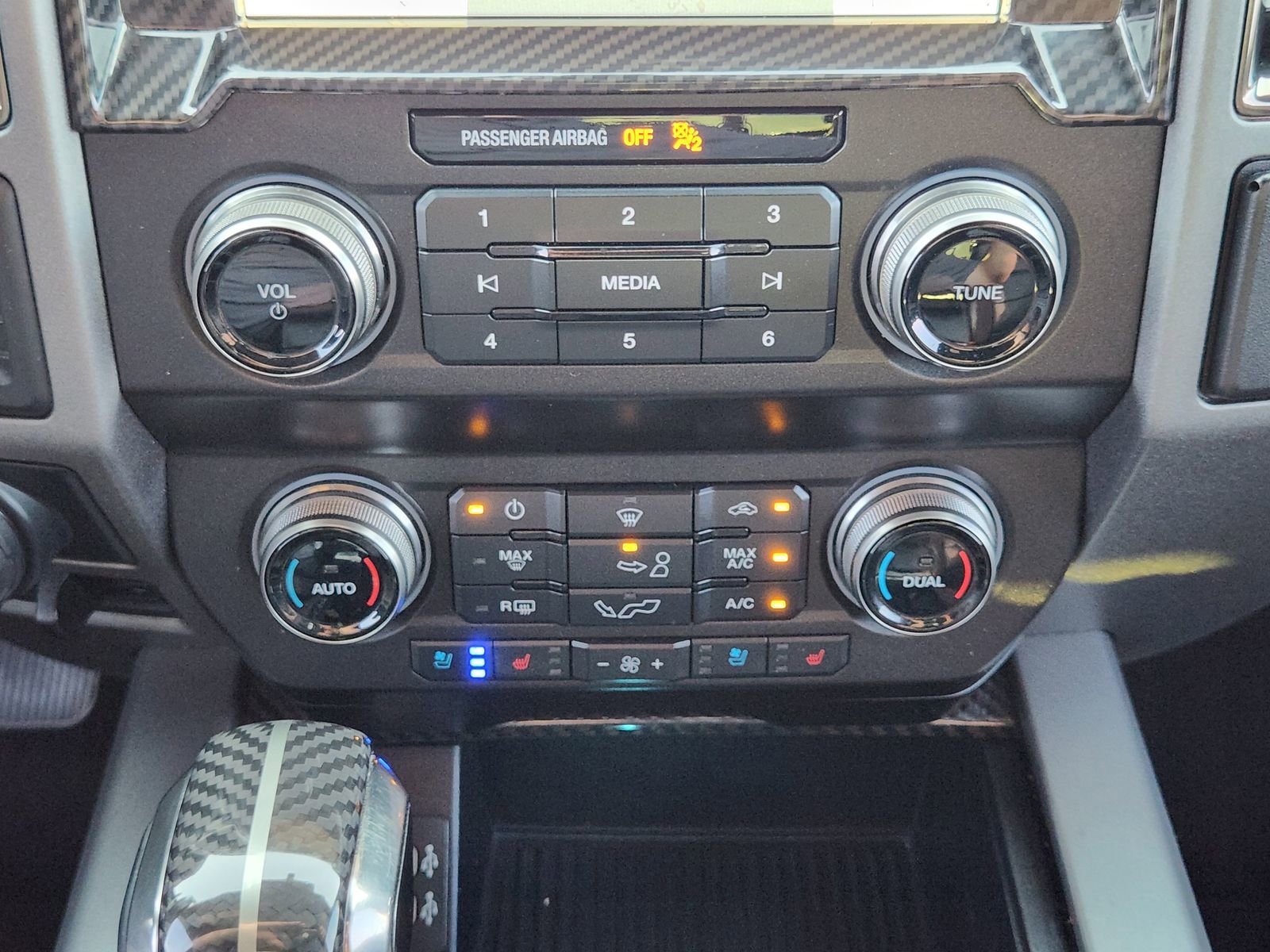 Used 2020 Ford F150 Raptor w/ Equipment Group 802A Luxury image 21