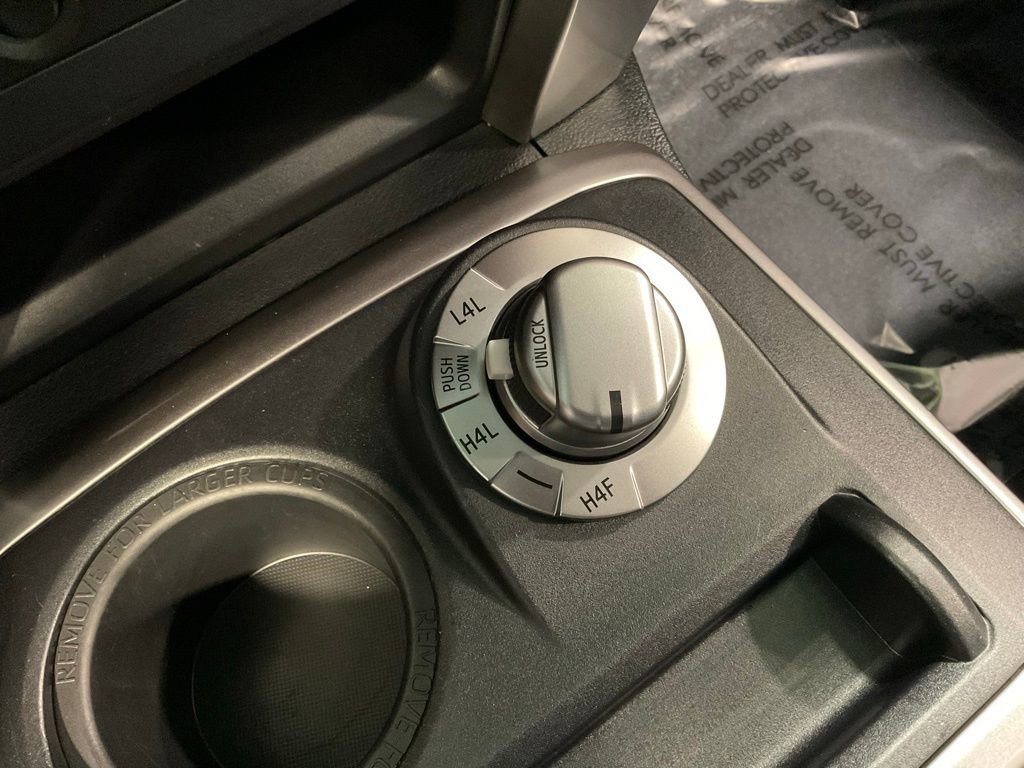 Certified 2022 Toyota 4Runner Limited AWD/4WD image 17