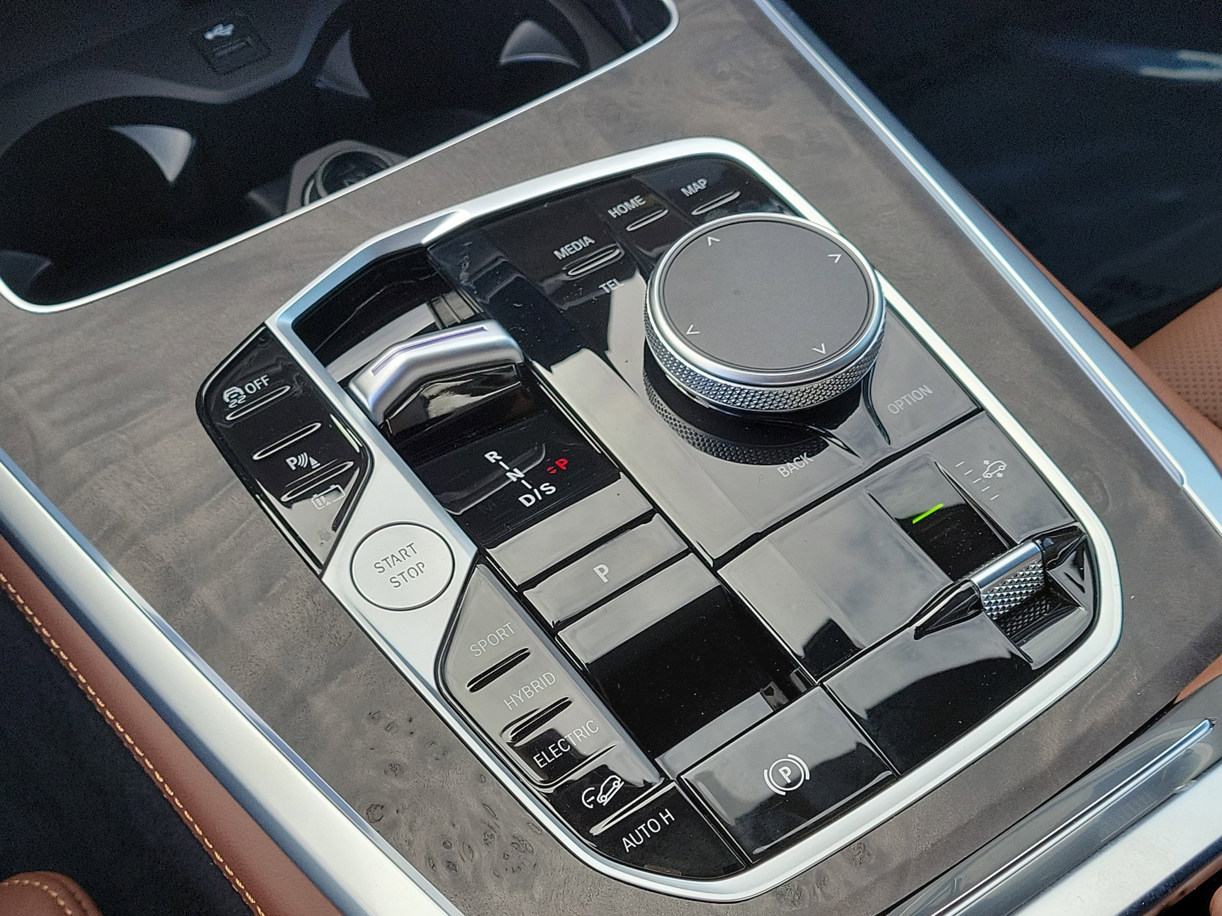 New 2026 BMW X5 xDrive50e w/ M Sport Package image 21