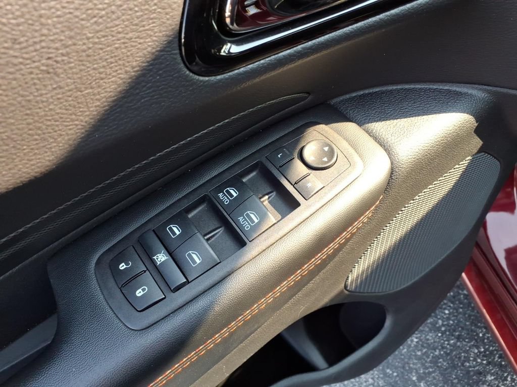 Certified 2025 Dodge Durango GT AWD/4WD image 7