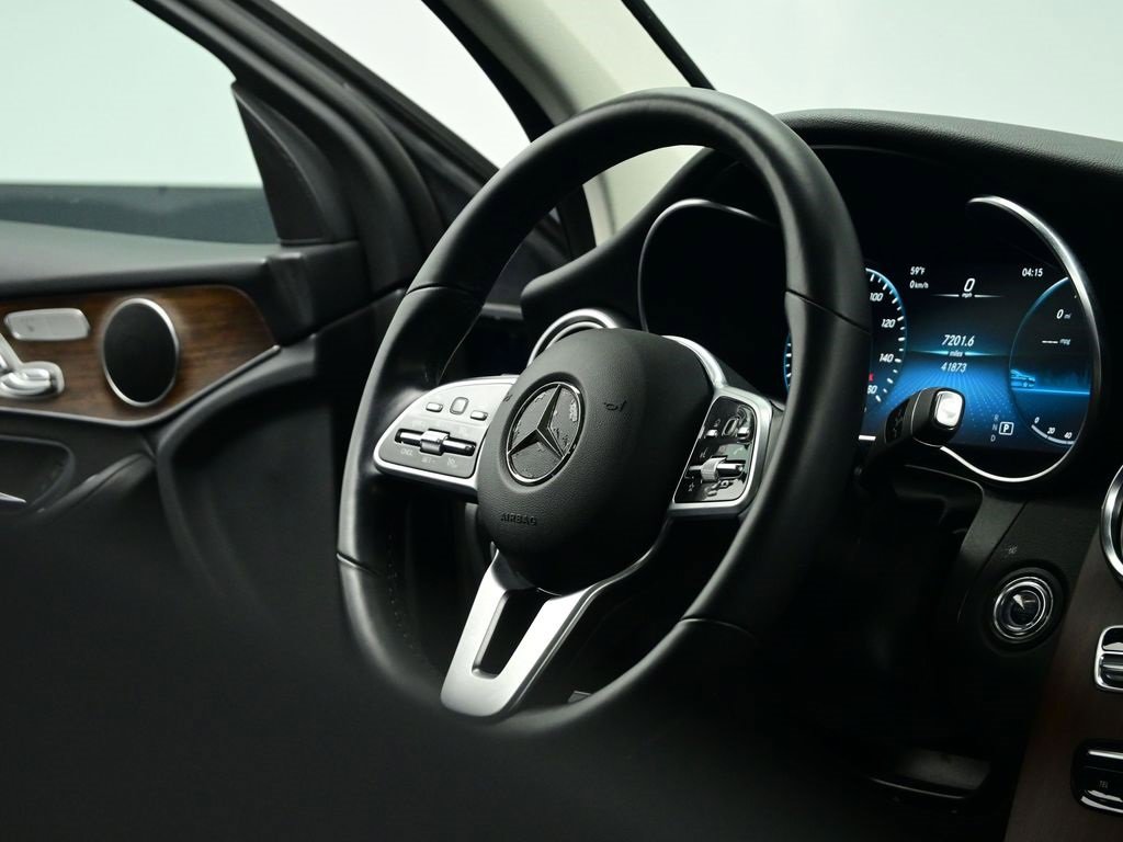 Used 2022 Mercedes-Benz GLC 300 4MATIC image 33