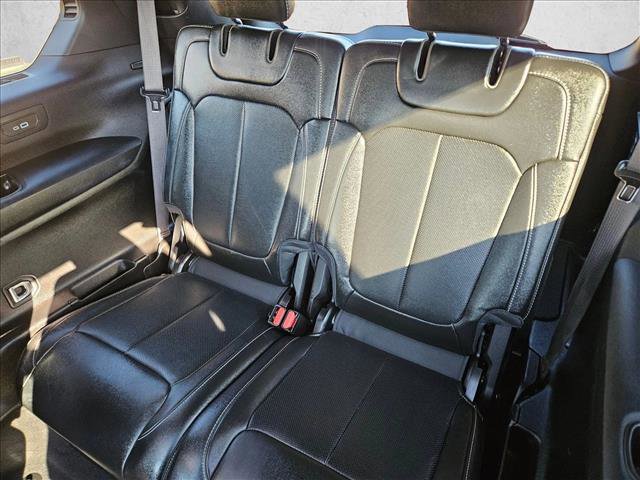 Used 2024 Jeep Grand Cherokee L Limited w/ Luxury Tech Group II image 13