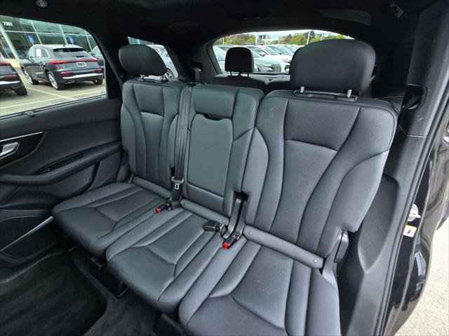 Certified 2023 Audi Q7 2.0T Premium Plus w/ Premium Plus Package AWD/4WD image 17